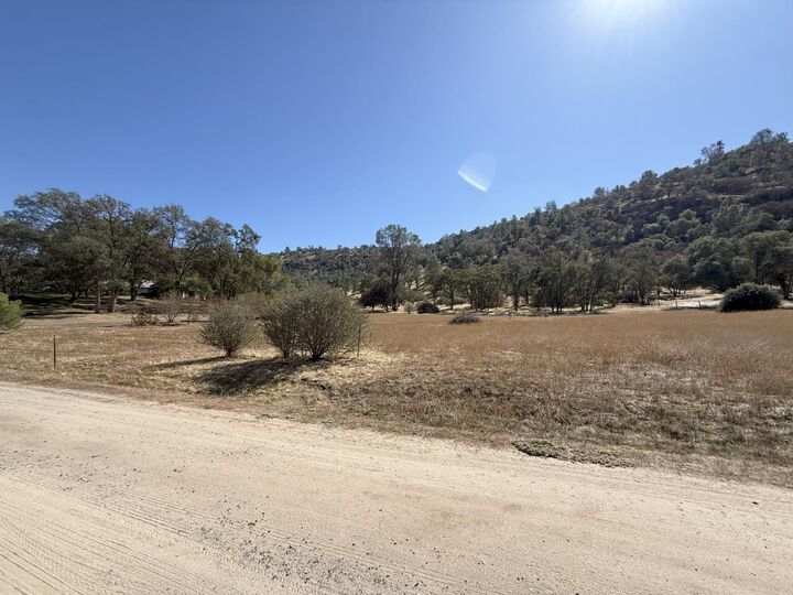 Property Photo:  27226 Twin Ponds Road  CA 93619 