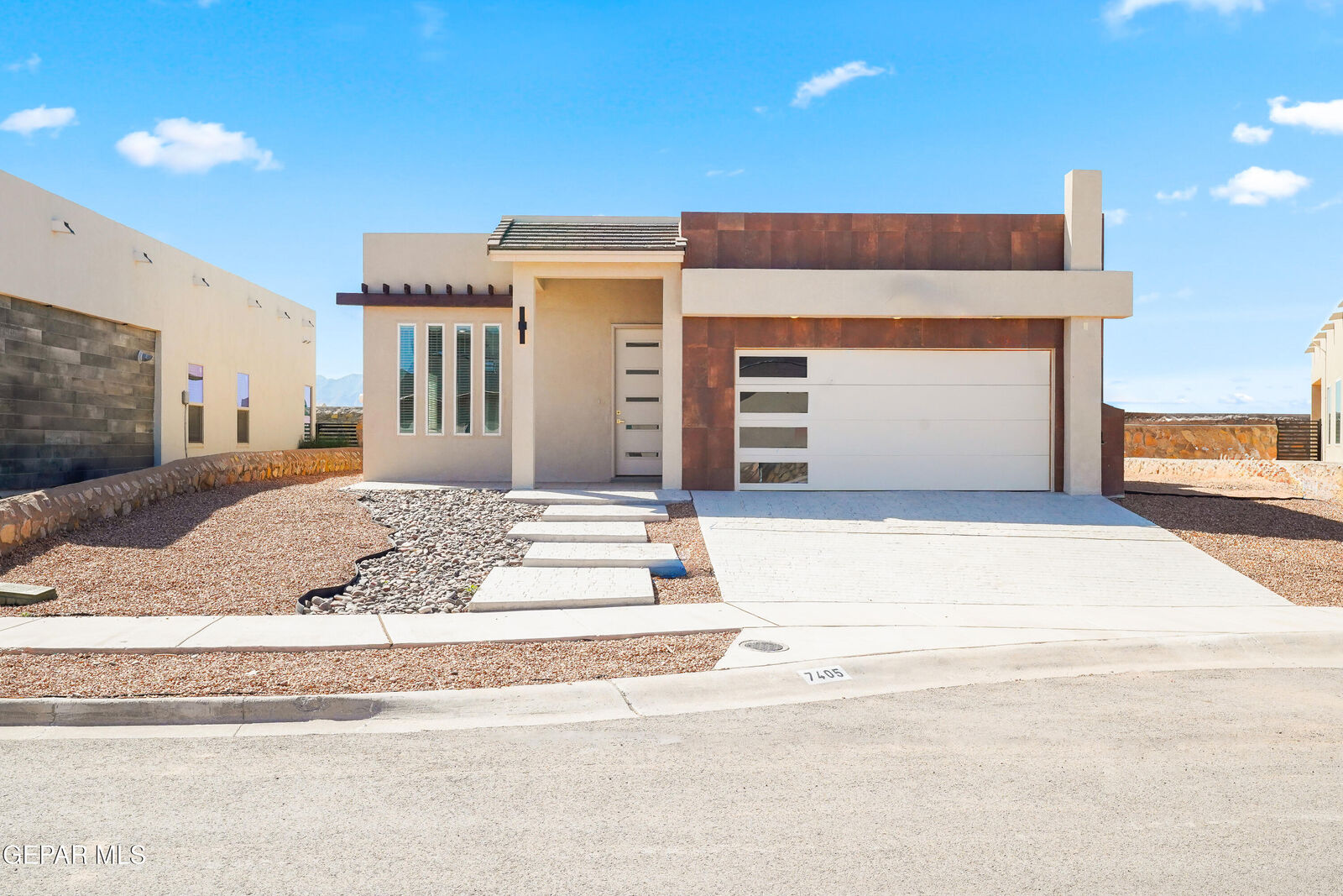 Property Photo: 7405 Norte Mesa Lane TX 79934