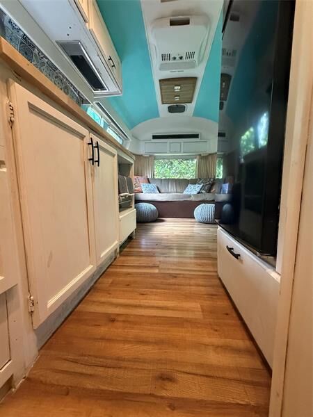 Property Photo:  1509 NW 4th Ave Rear  FL 33311 