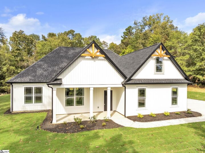 101 E Peninsula Drive  Laurens SC 29360 photo