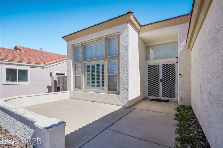 Property Photo: 3004 Red Bay Way NV 89128