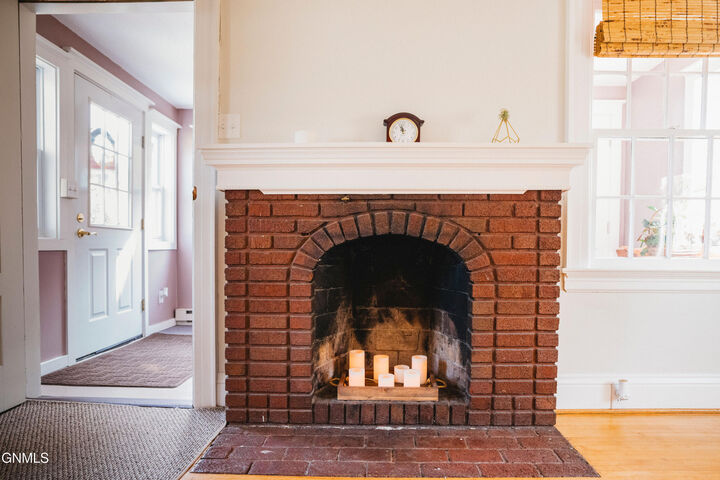 Property Photo:  718 3rd Street NE  ND 58401