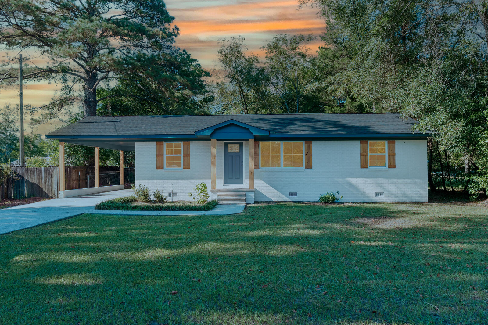 Property Photo:  107 Cedar Street  MS 39465 