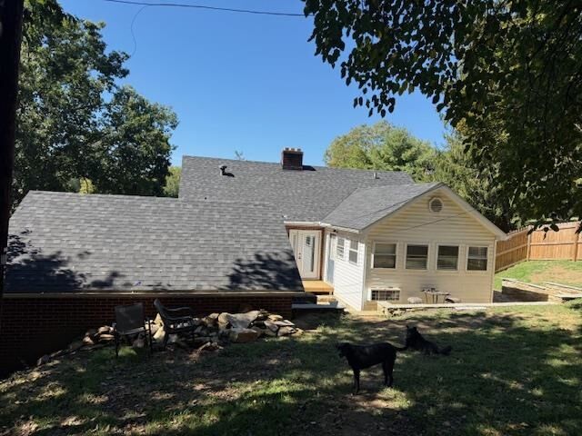 Property Photo: 2218 Woodlawn Road OH 45662
