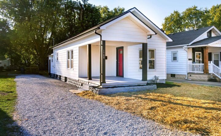 Property Photo:  1908 Hercules Avenue  IN 47711 