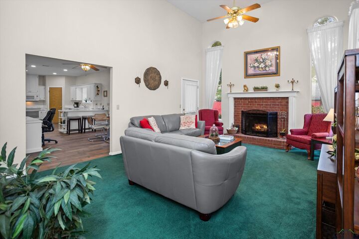 Property Photo:  502 August Lane  TX 75904 