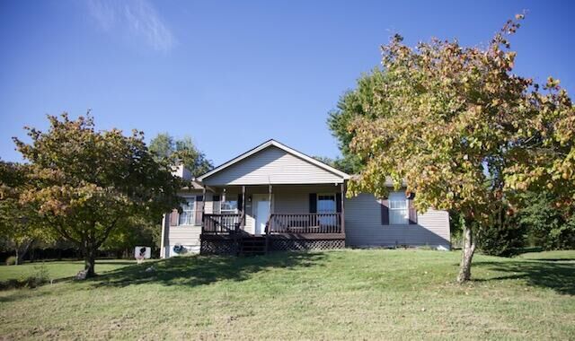 Property Photo:  322 Hide Away Cove  KY 40444 