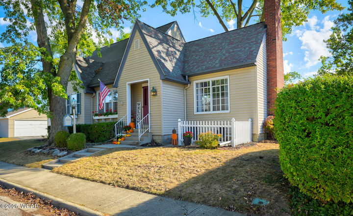 Property Photo:  1121 Liberty Street  OH 45840 