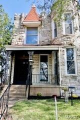 Property Photo: 4371 W Belle Place MO 63108