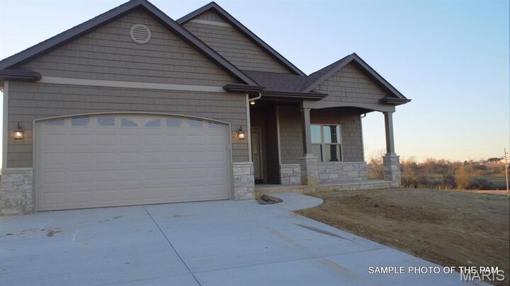 Property Photo:  477 Hayden Drive  IL 62298 