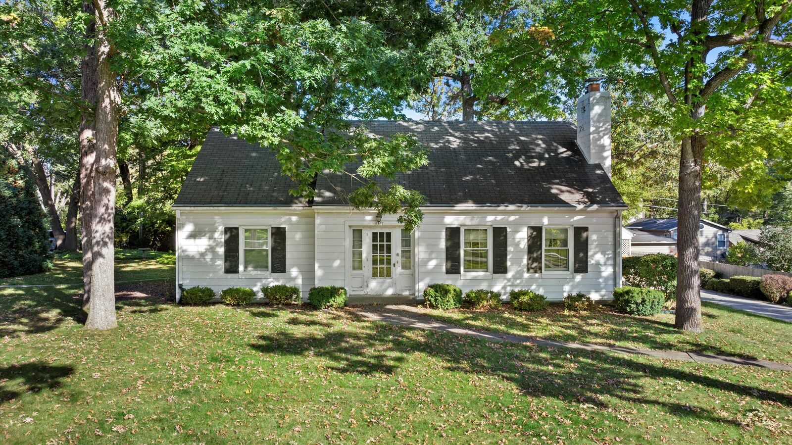 Property Photo:  1672 N 124th St  WI 53226 