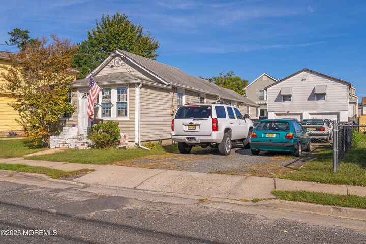 Property Photo:  715 Park Avenue  NJ 07735 