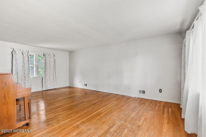 Property Photo:  12 Meadowbrook Lane  NJ 07728 