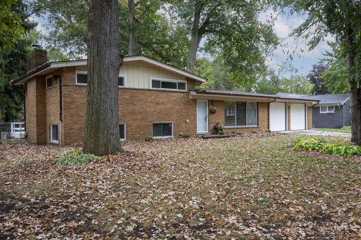 Property Photo: 46254 Custer Avenue MI 48317