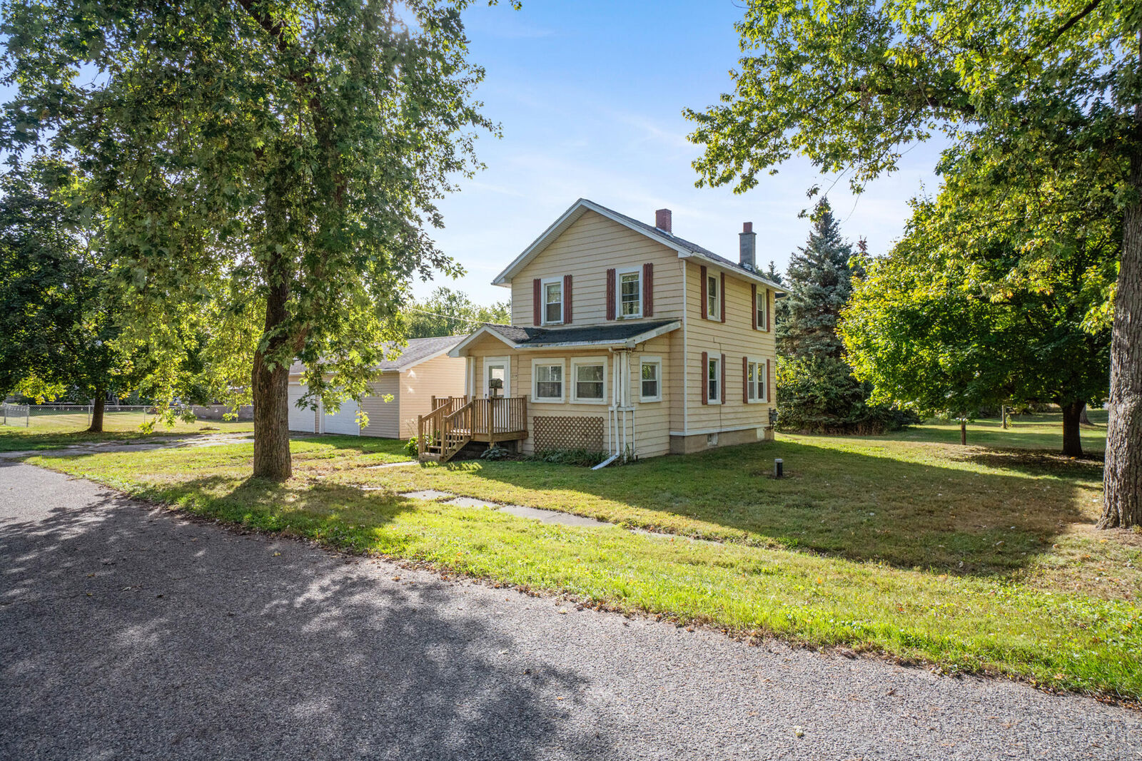 Property Photo: 319 Neil Street MI 49233