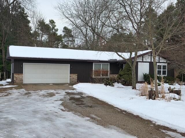 Property Photo:  1570 E Croton Drive  MI 49337 