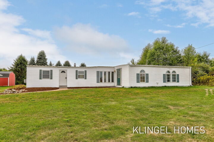 Property Photo: 3080 W 48th Street MI 49412
