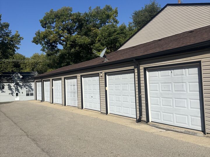 Property Photo: 153 Forest Avenue IL 60020