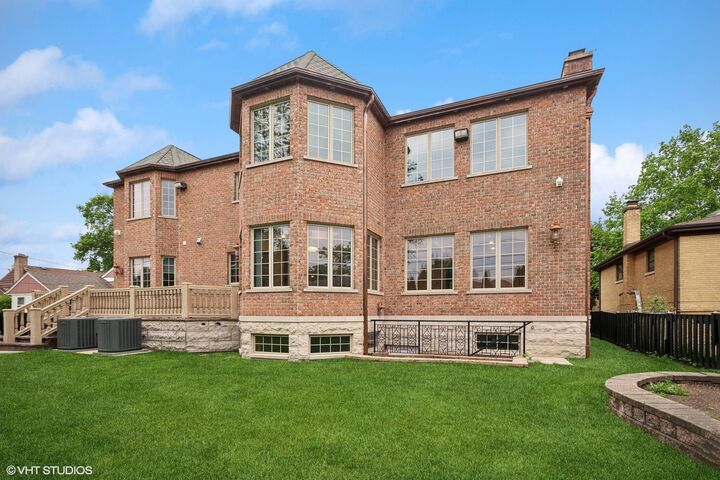 Property Photo:  3832 W Chase Avenue  IL 60712 
