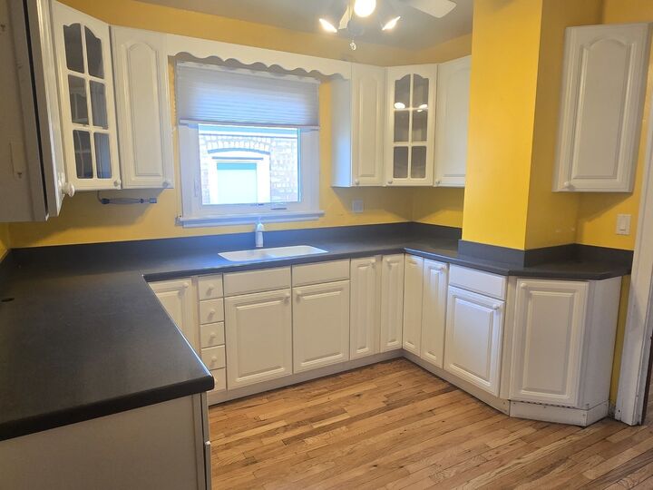 Property Photo: 4220 N Ottawa Avenue IL 60706