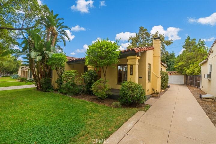 Property Photo:  913 Norton Avenue  CA 91202 