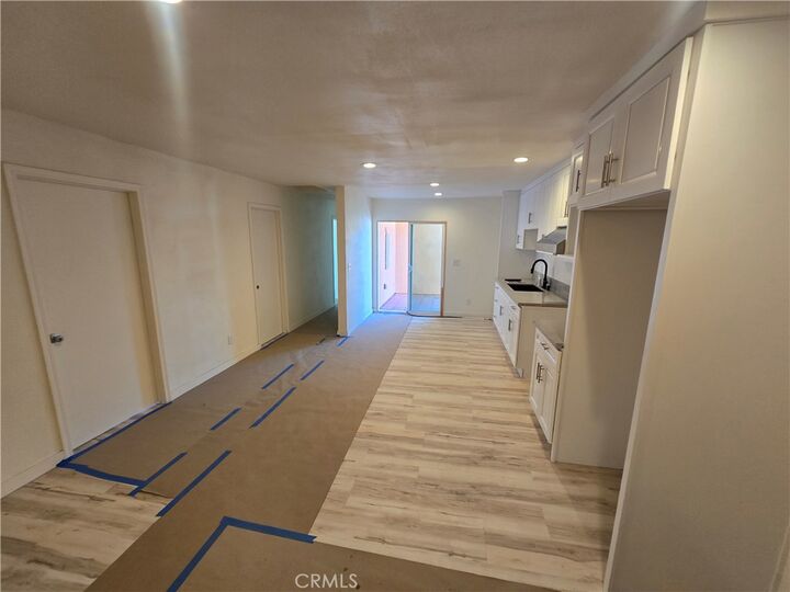 Property Photo:  3374 1/2 Fashion Avenue  CA 90810 