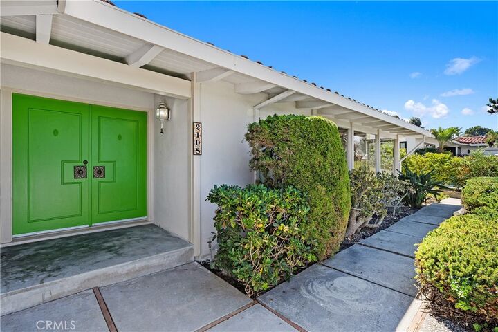 Property Photo:  2108 Via Olivera  CA 90274 