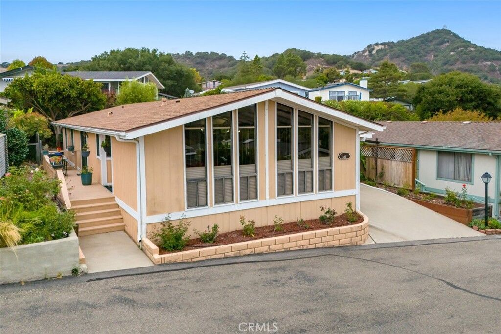 Property Photo:  132 Quail Way  CA 93424 