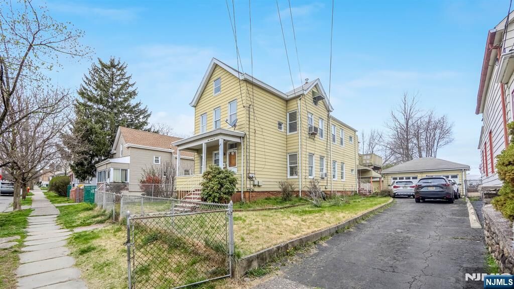 Property Photo:  424 Highland Avenue  NJ 07055 