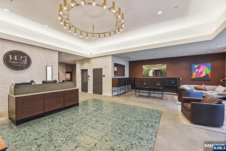 Property Photo:  1425 Hudson 11A  NJ 07030 