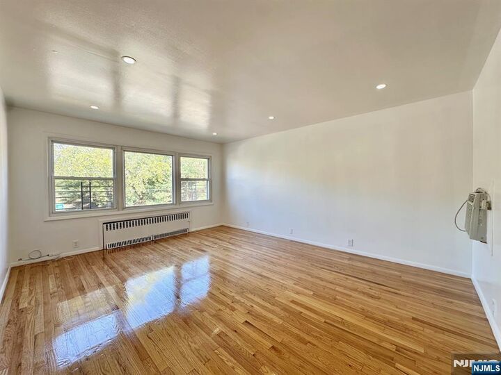 Property Photo:  23 Trimble Avenue 2  NJ 07011 