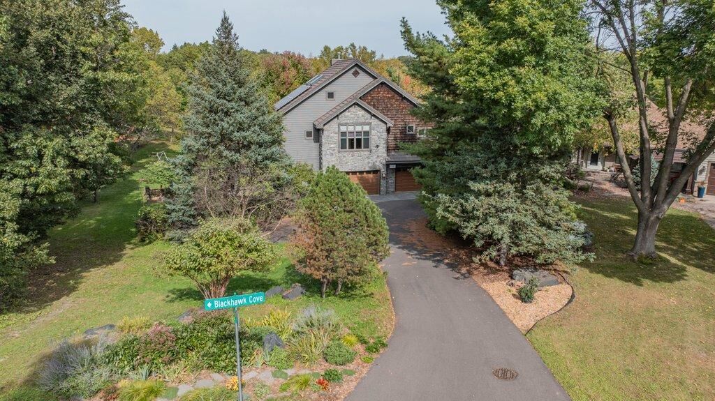 Property Photo:  1651 Blackhawk Cove  MN 55122 