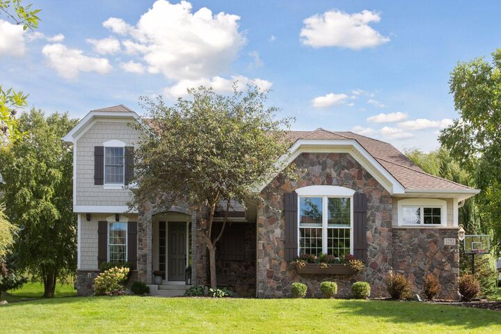 1732 Carriage Drive  Victoria MN 55386 photo