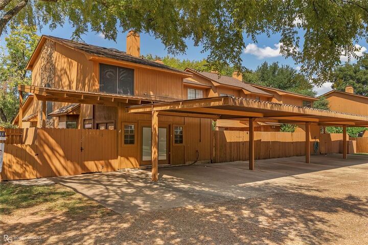 Property Photo:  3450 Stonebrook Place  LA 71105 