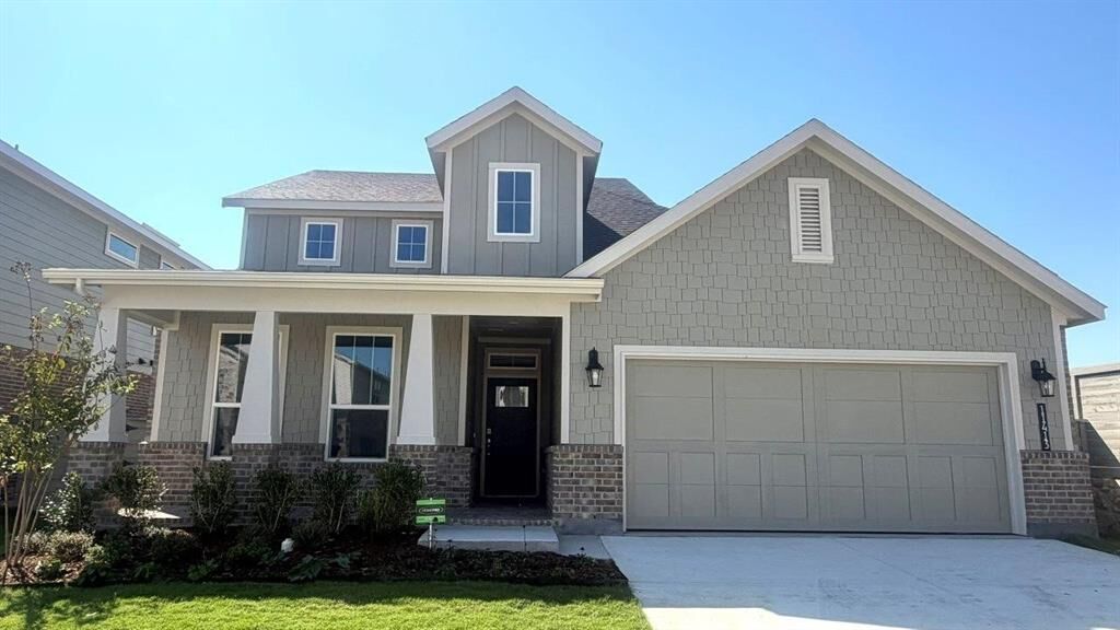 Property Photo:  11413 Treehouse Trail  TX 76247