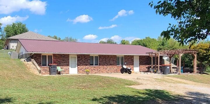 73 - 75 Sycamore Drive  Cassville MO 65625 photo
