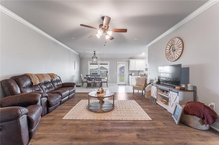 Property Photo: 1907 Endura Park Drive AR 72761