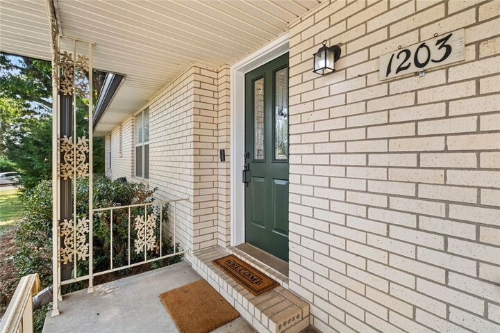 Property Photo:  1203 W Countrywood Circle  AR 72756 