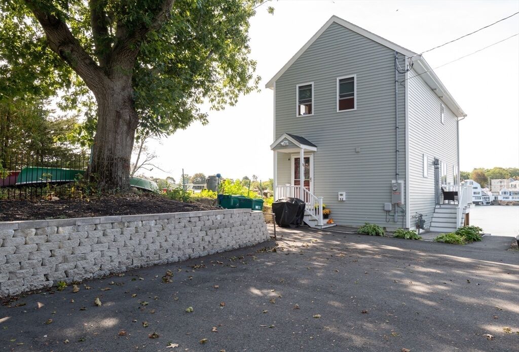 Property Photo:  52 Savory St 52  MA 01904 