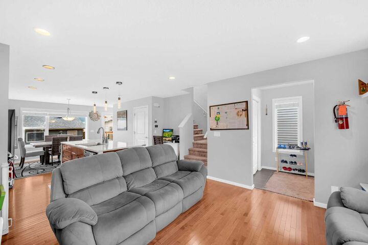 Property Photo:  45 Nolanfield Lane NW  AB T3R 0M7 