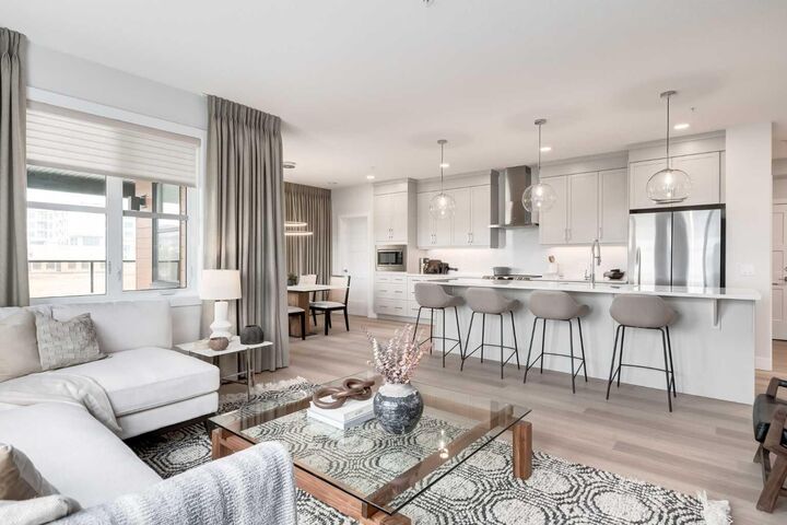 110 Greenbriar Place NW 1306  Calgary AB X0X 0X0 photo