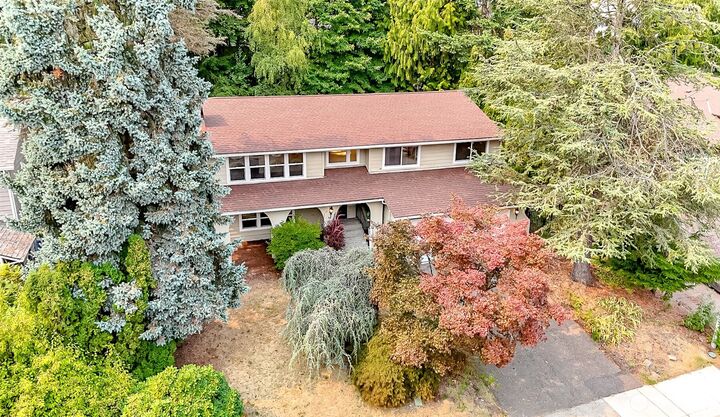 20015  108th Avenue NE  Bothell WA 98011 photo