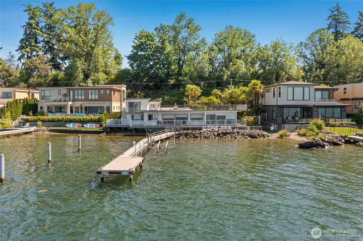 195  Lake Avenue W  Kirkland WA 98033 photo