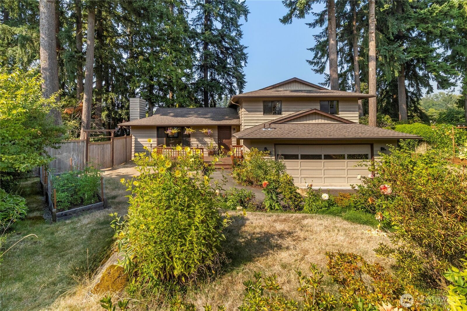 Property Photo:  2413  Lisa Lane  WA 98229 