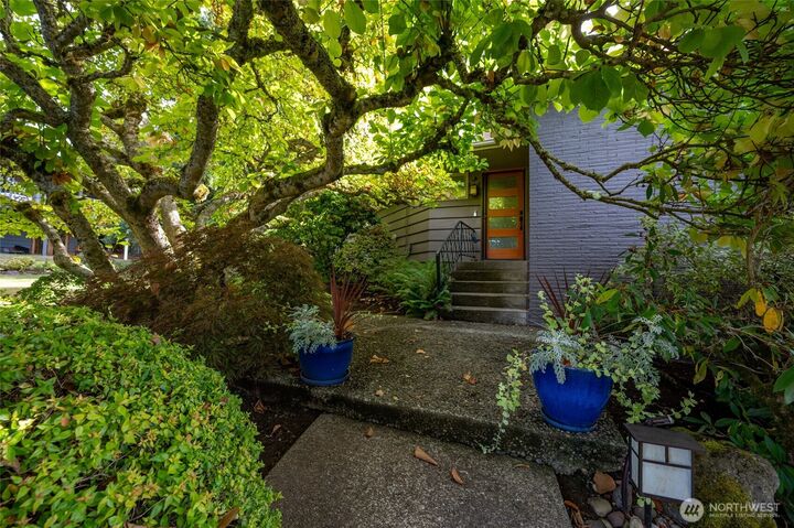 Property Photo:  455 SW 183rd Street  WA 98166 