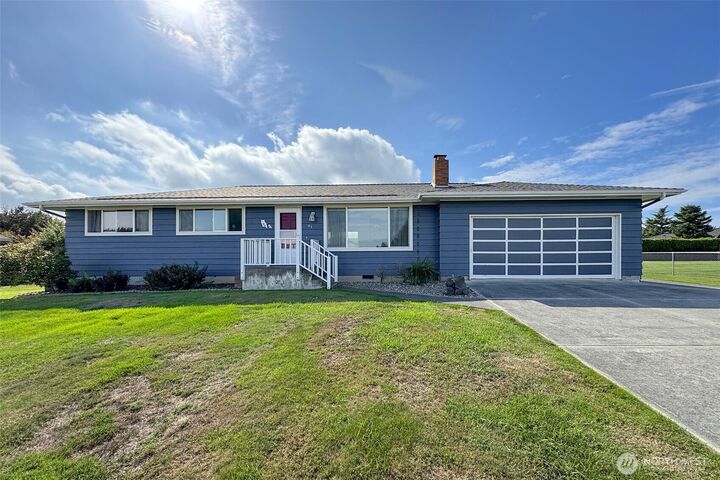 61  James Street  Sequim WA 98382 photo