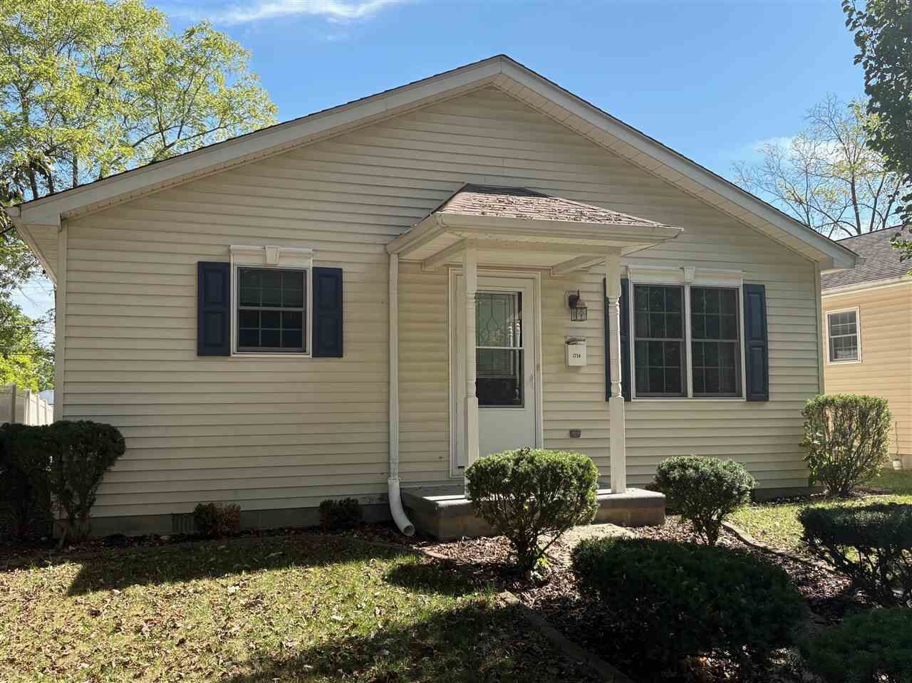Property Photo:  1734 Morton Street  IN 47362 
