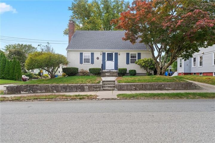 124 Clarence Street  Cranston RI 02910 photo