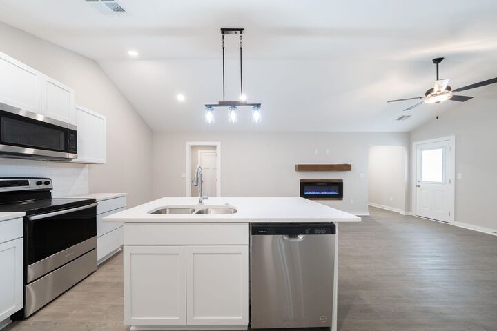Property Photo: 16912 W Lawson St KS 67052