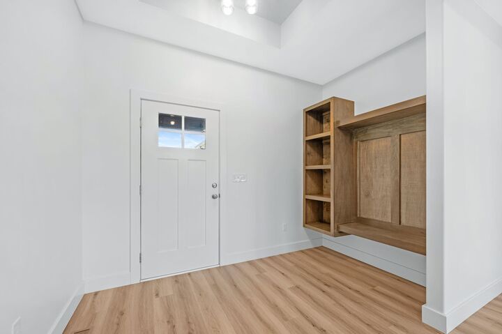 Property Photo:  2750 E Ironstone St  KS 67219 